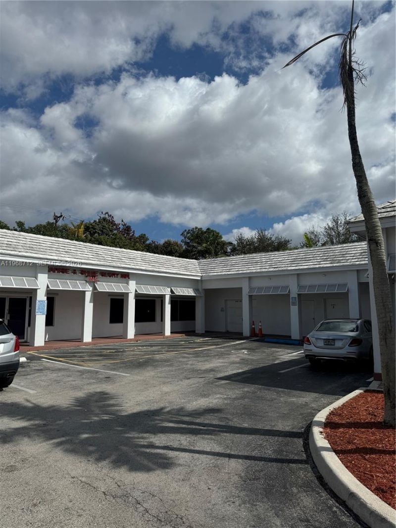 6497 Sunset Strip, Unit 10-E, Sunrise, FL 33313 Photo