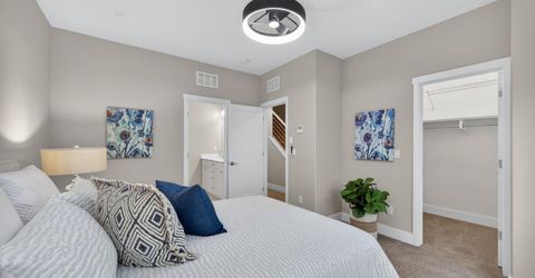 1606 20th St, Sacramento, CA 95811 Photo