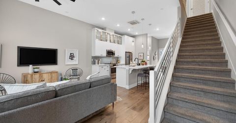 1606 20th St, Sacramento, CA 95811 Photo