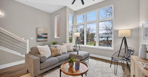 1606 20th St, Sacramento, CA 95811 Photo