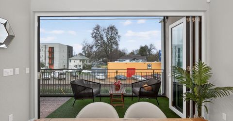 1606 20th St, Sacramento, CA 95811 Photo