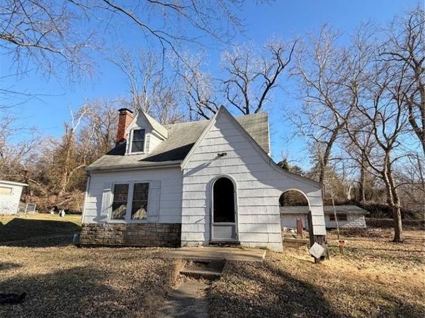 1434 1st Avenue, Fairview Heights, IL 62208