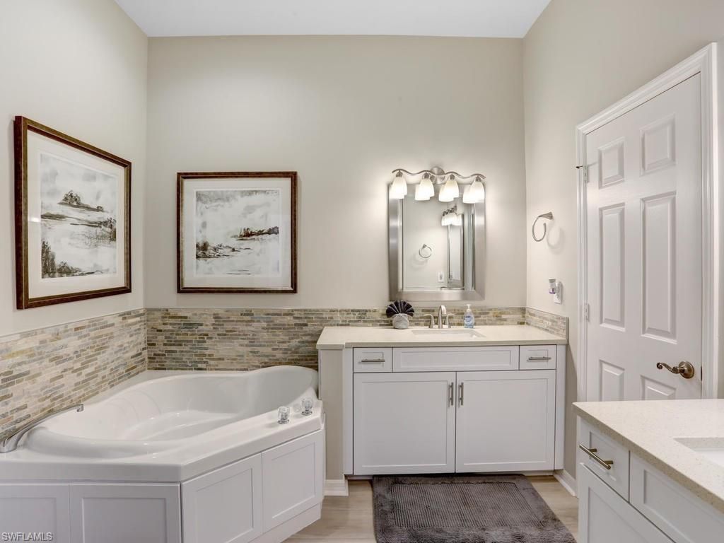 1051 Egrets Walk Cir, Unit 7-201, Naples, FL 34108 Photo
