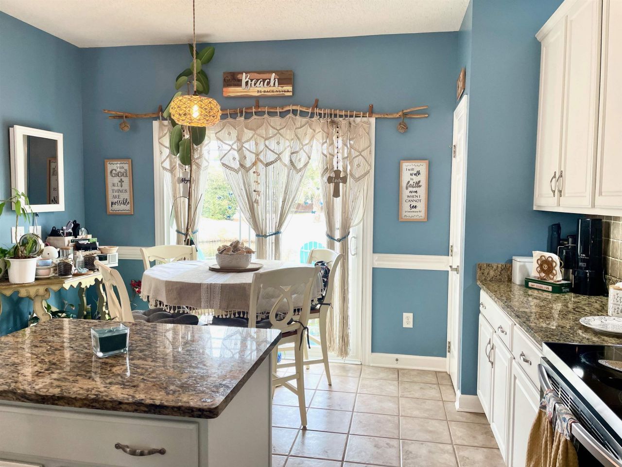 20 Deacon Dr. Photo 9