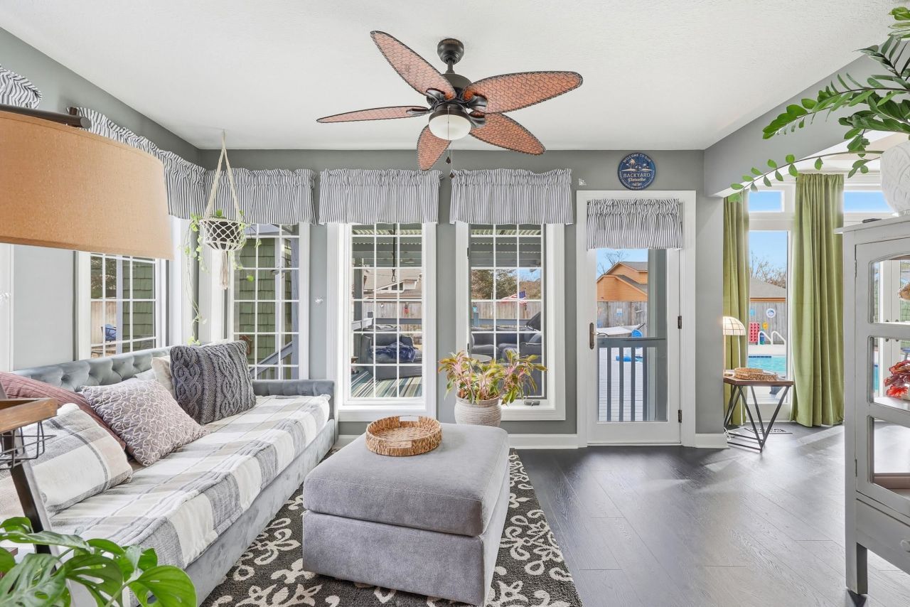 4496 Wedgewood Dr. Photo 12