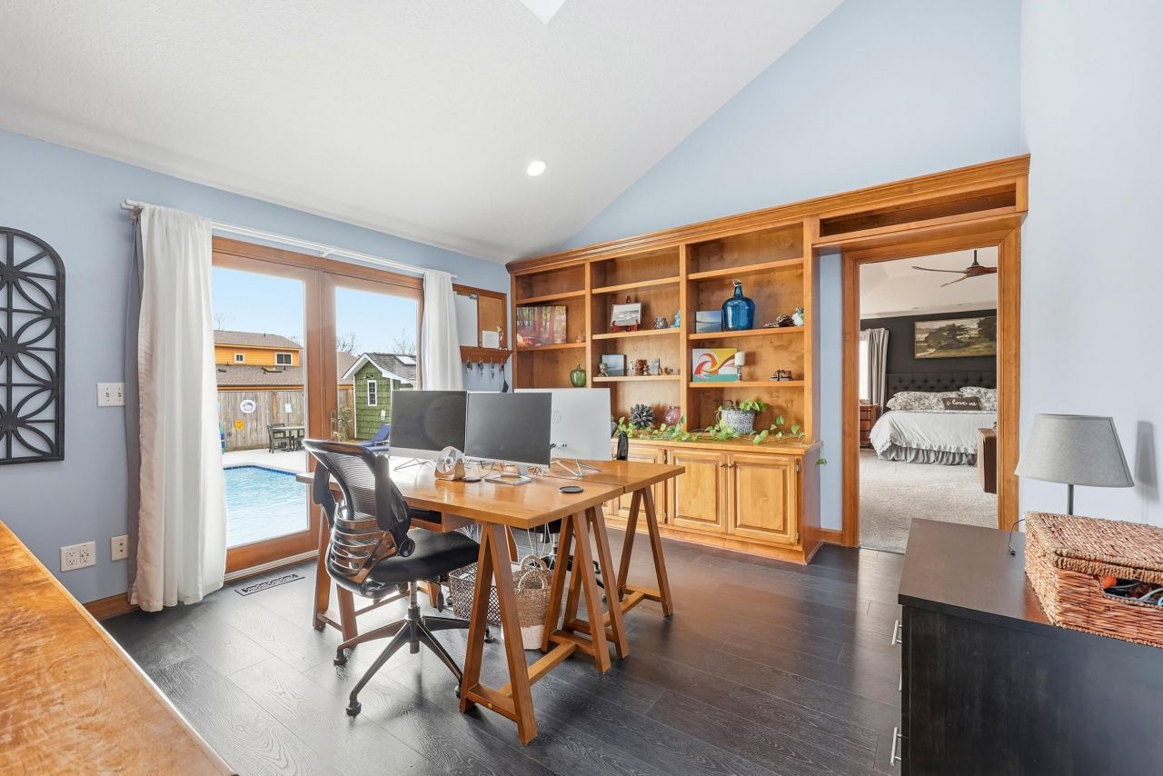 4496 Wedgewood Dr. Photo 25