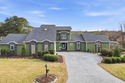 4496 Wedgewood Dr. photo 4