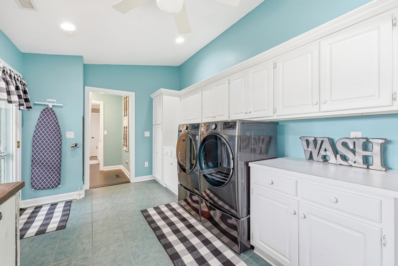 4496 Wedgewood Dr. Photo 37