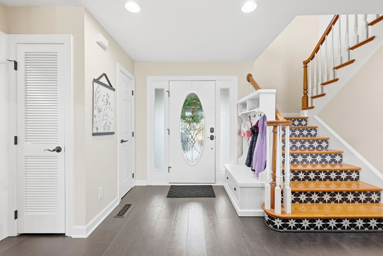 4496 Wedgewood Dr. Photo 6