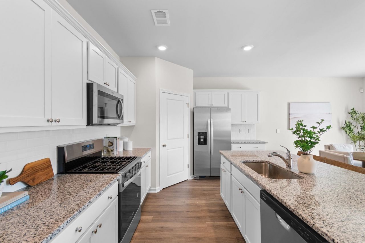 625 Anthem Ct. Photo 5