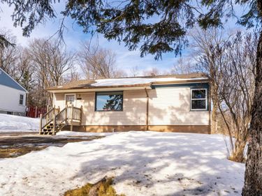 1011 W Arrowhead Road, Duluth, MN 55811