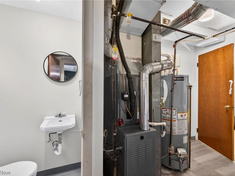 1597 Lee Terrace Drive, Unit F11, Wickliffe, OH 44092 Photo 22