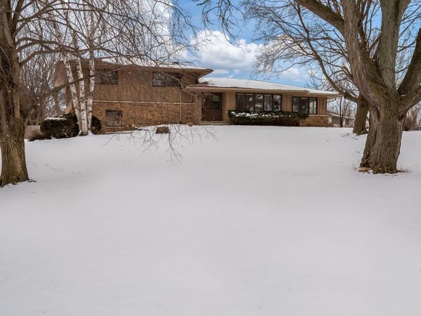 6747 Lynnhurst Lane, ROSCOE, IL 61073