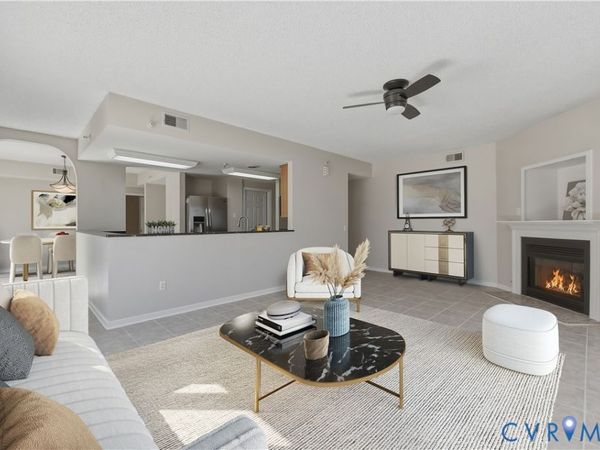 301 Beacon Ridge Drive, Unit 109, Hopewell, VA 23860