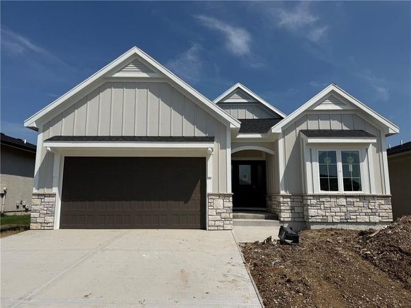 15366 W 173rd Terrace, Olathe, KS 66062