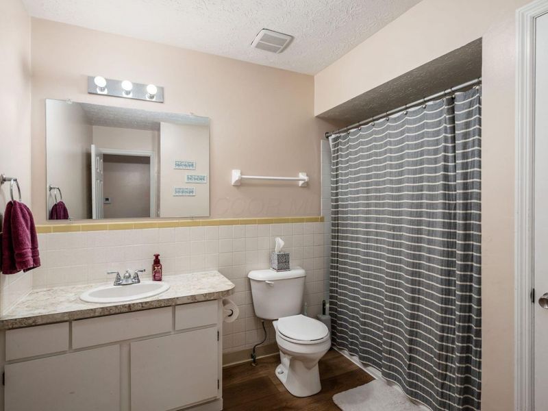 3558 Kinsale Head Drive, Columbus, OH 43221 Photo 13