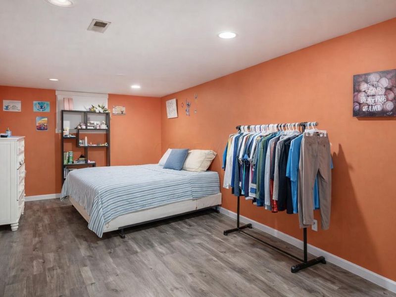 3558 Kinsale Head Drive, Columbus, OH 43221 Photo 16