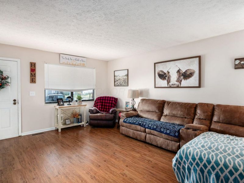 3558 Kinsale Head Drive, Columbus, OH 43221 Photo 5