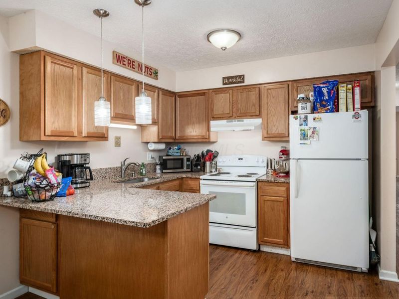 3558 Kinsale Head Drive, Columbus, OH 43221 Photo 6