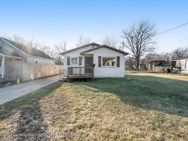 4908 Hughes Road, Lansing, MI 48910
