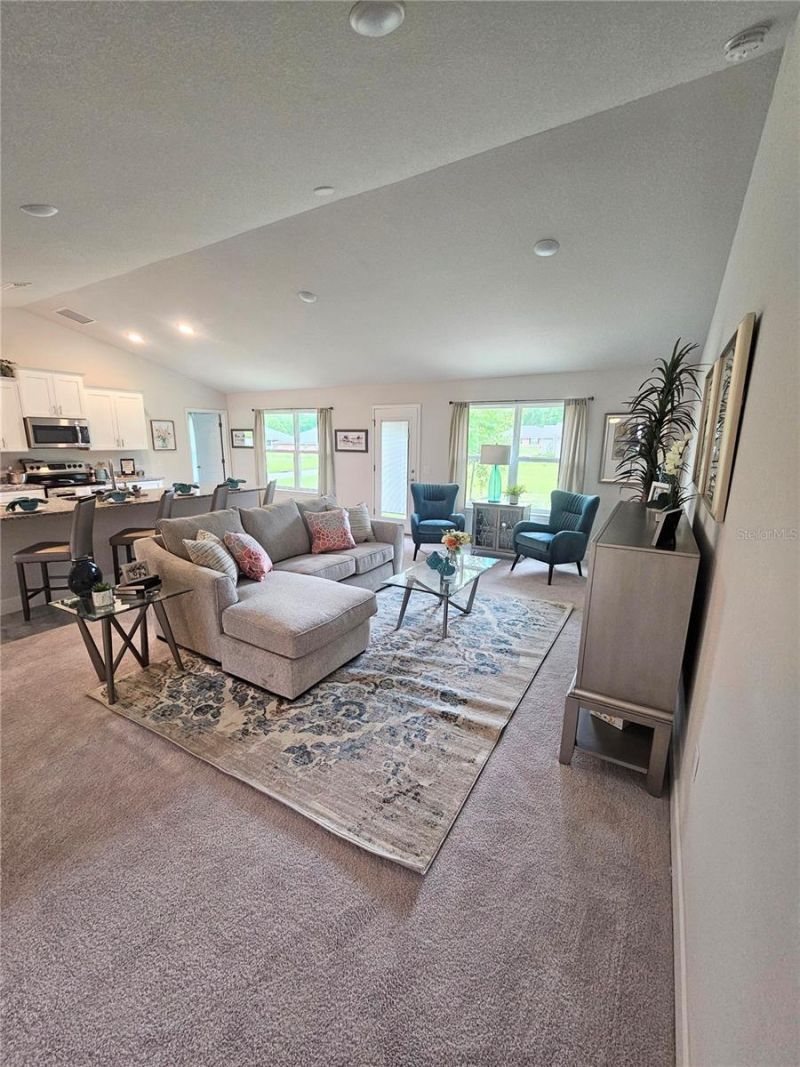 569 SW Bellflower Drive, Lake City, FL 32024 Photo