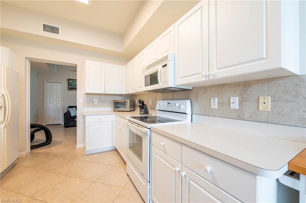15150 Royal Windsor Ln, Unit 1403, Fort Myers, FL 33919 Photo