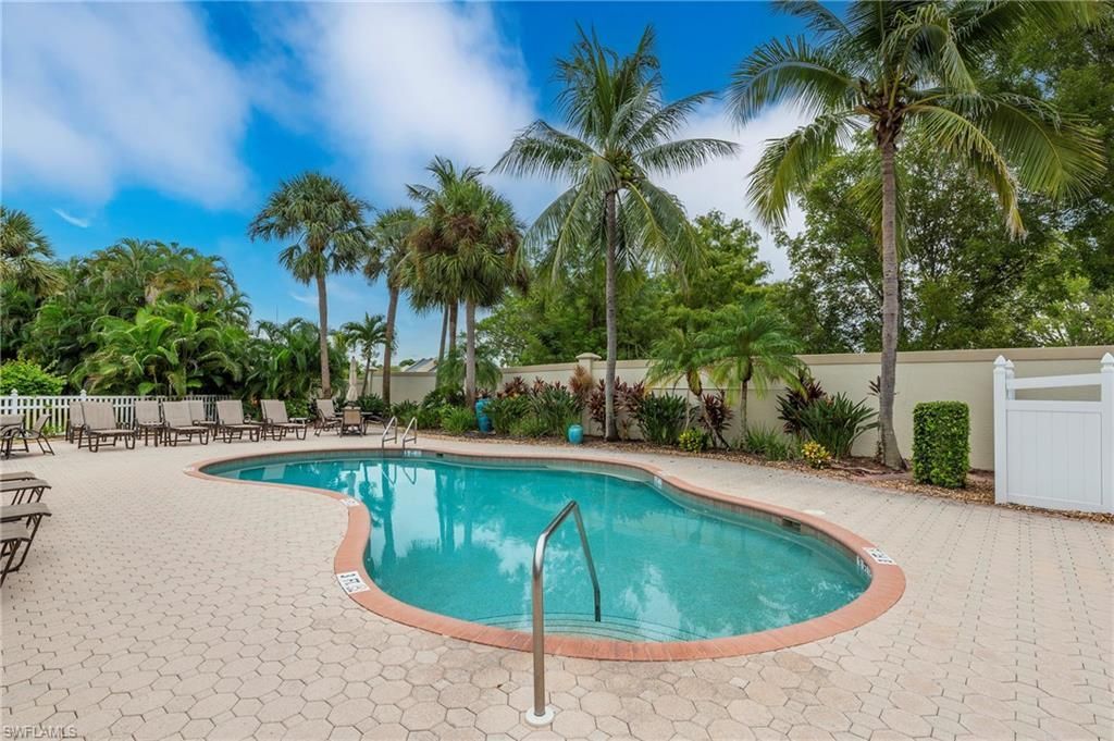15150 Royal Windsor Ln, Unit 1403, Fort Myers, FL 33919 Photo