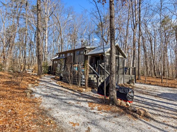 210 Mountain Laurel Lane, Monteagle, TN 37356