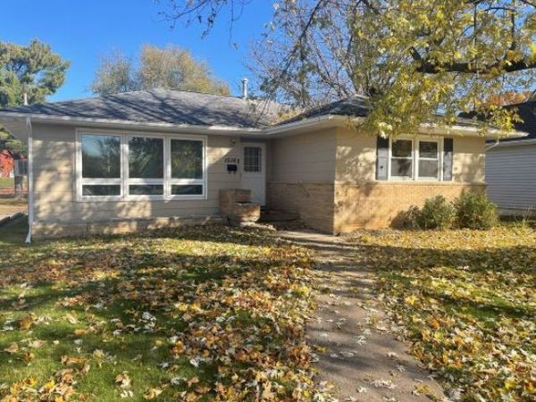 1516 W 35th Street, Davenport, IA 52806