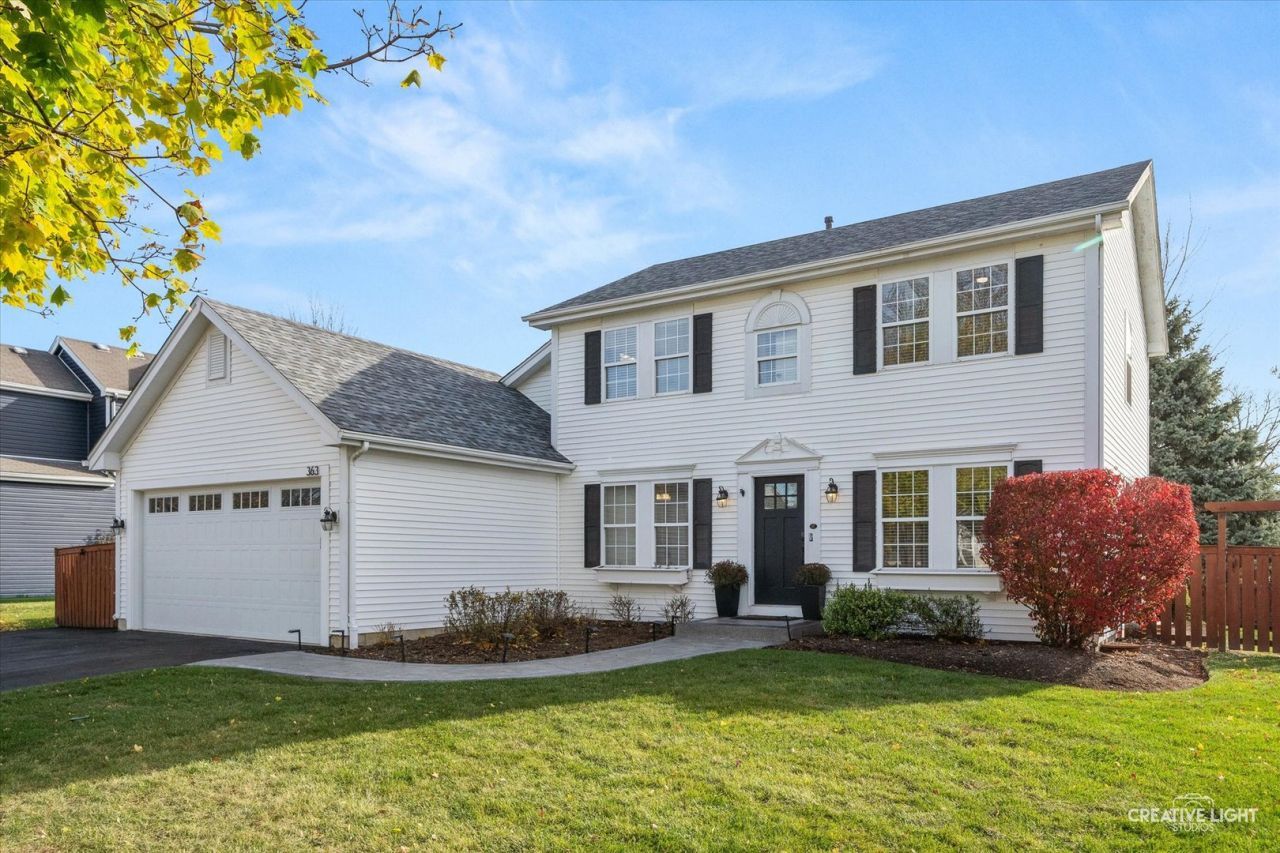 363 Cornwall Avenue, South Elgin, IL 60177 Main Photo