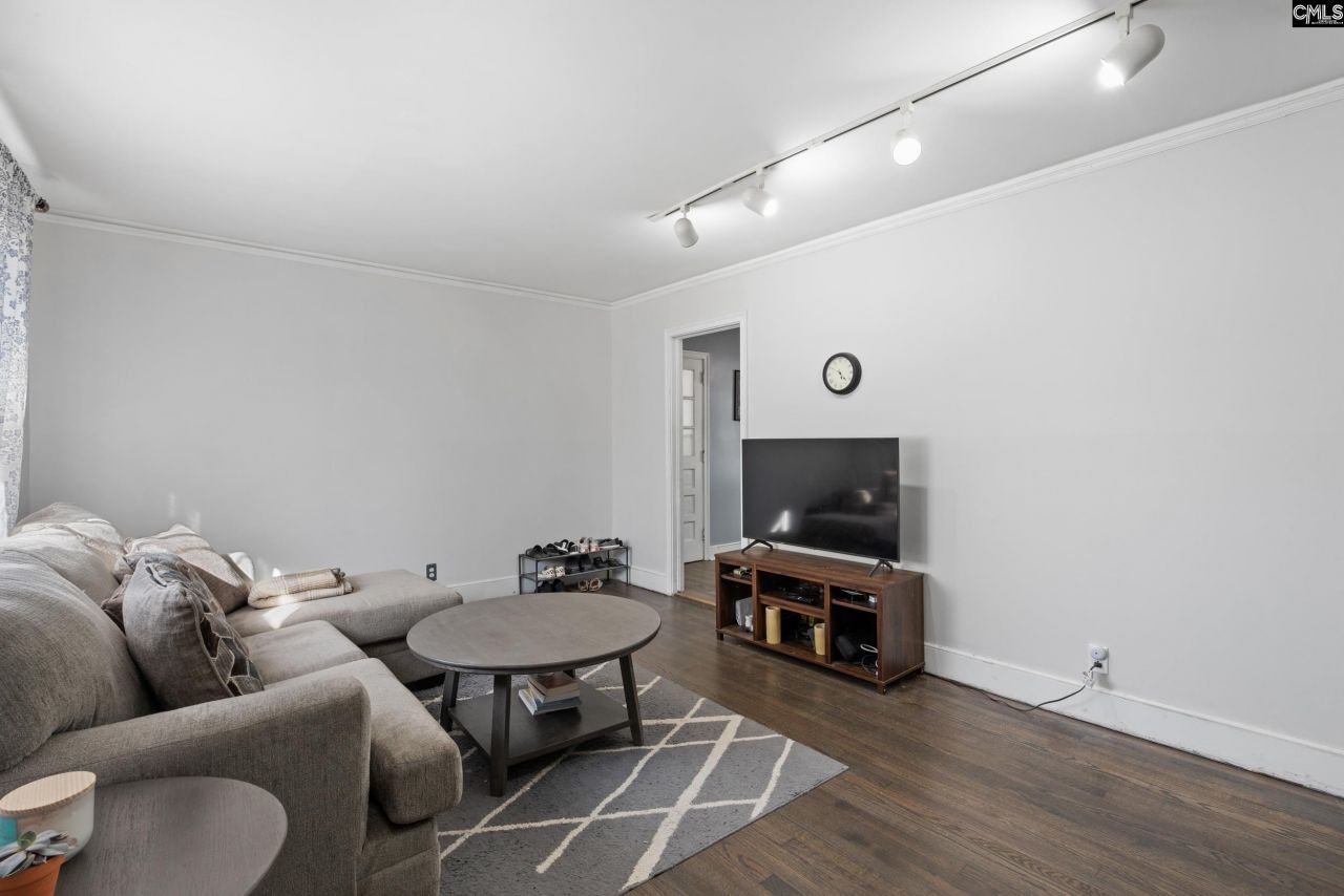 1810 Ashby Road Photo 4