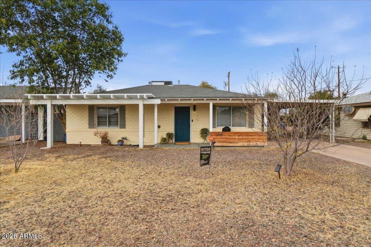 2134 W Mitchell Drive, Phoenix, AZ 85015 Main Photo