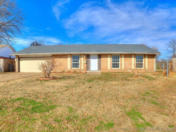 9123 E 48th Street, Tulsa, OK 74145