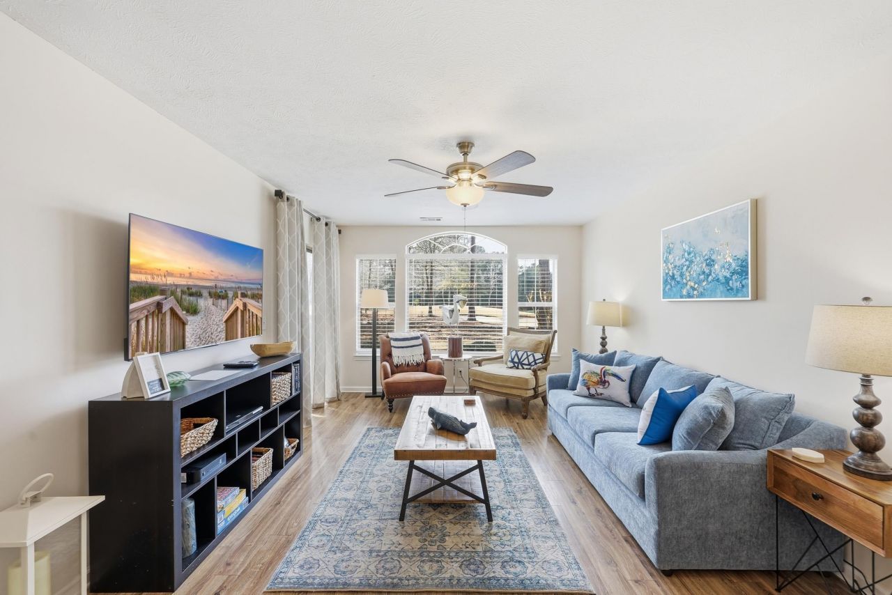 616 Pinehurst Ln. Photo 15