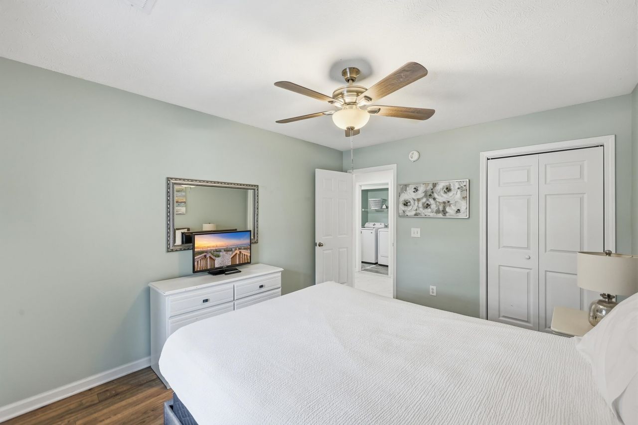 616 Pinehurst Ln. Photo 21