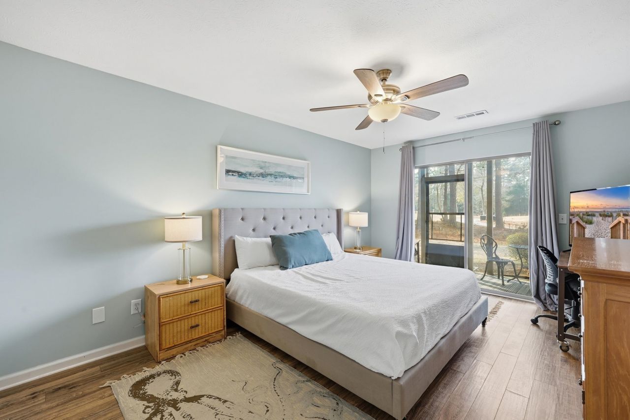 616 Pinehurst Ln. Photo 25