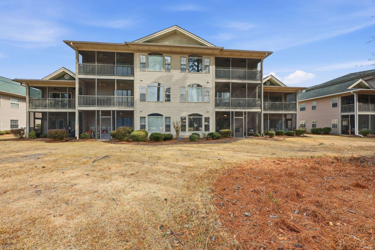 616 Pinehurst Ln. Photo 35