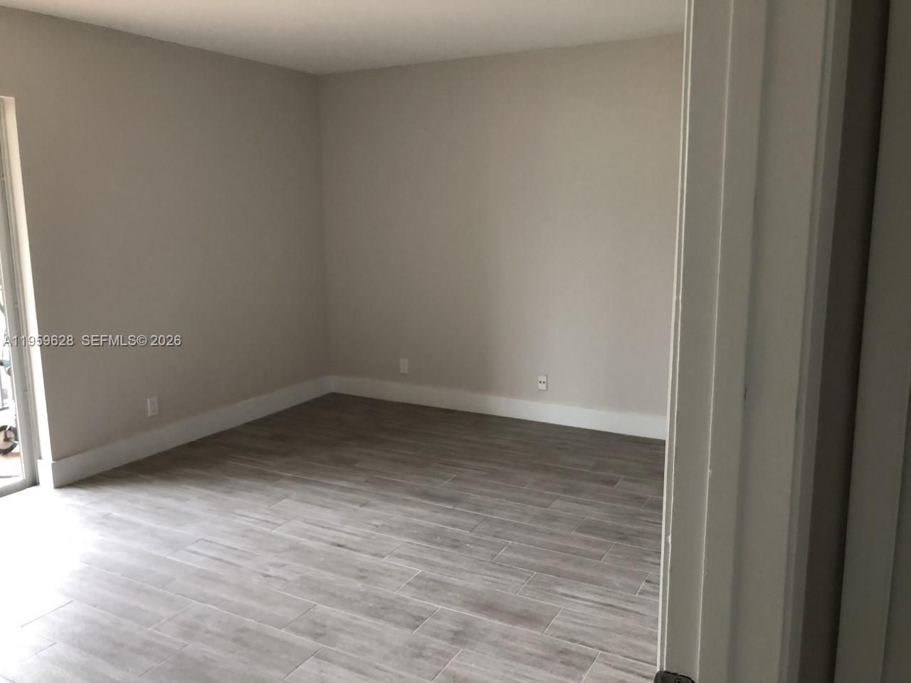 161 Lakeview Dr , Unit 204, Weston, FL 33326 Photo