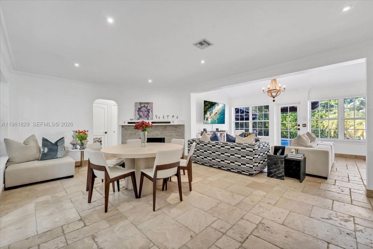 1161 Sunset Dr, Coral Gables, FL 33143 Photo