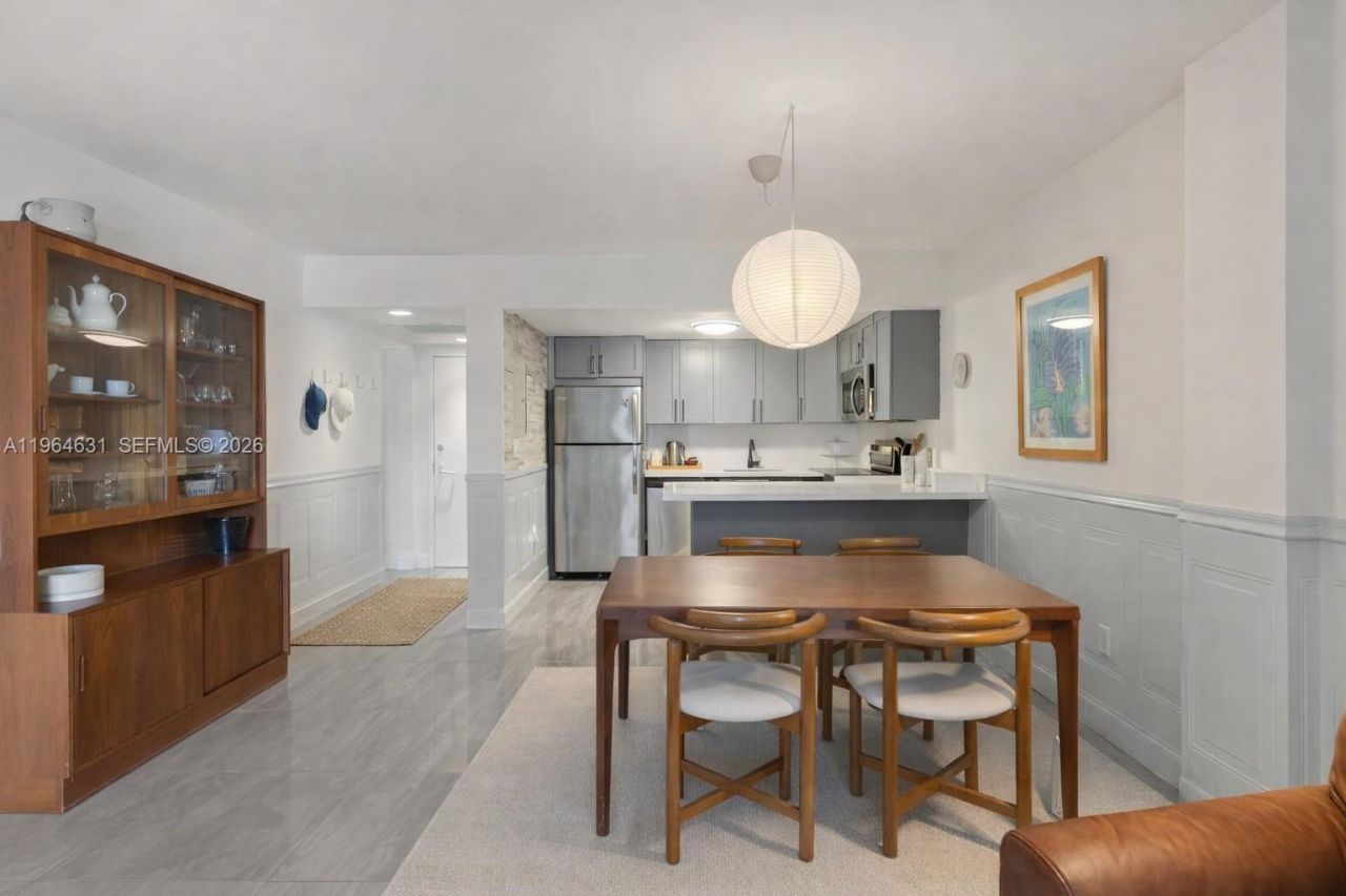 1650 NE 115th St, Unit 111, Miami, FL 33181 Photo