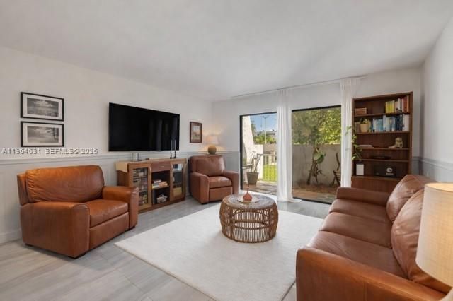 1650 NE 115th St, Unit 111, Miami, FL 33181 Photo