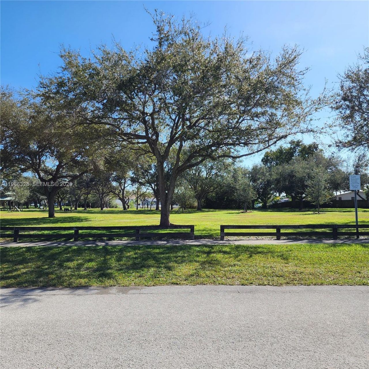 19810 SW 83rd Ave, Cutler Bay, FL 33189 Photo