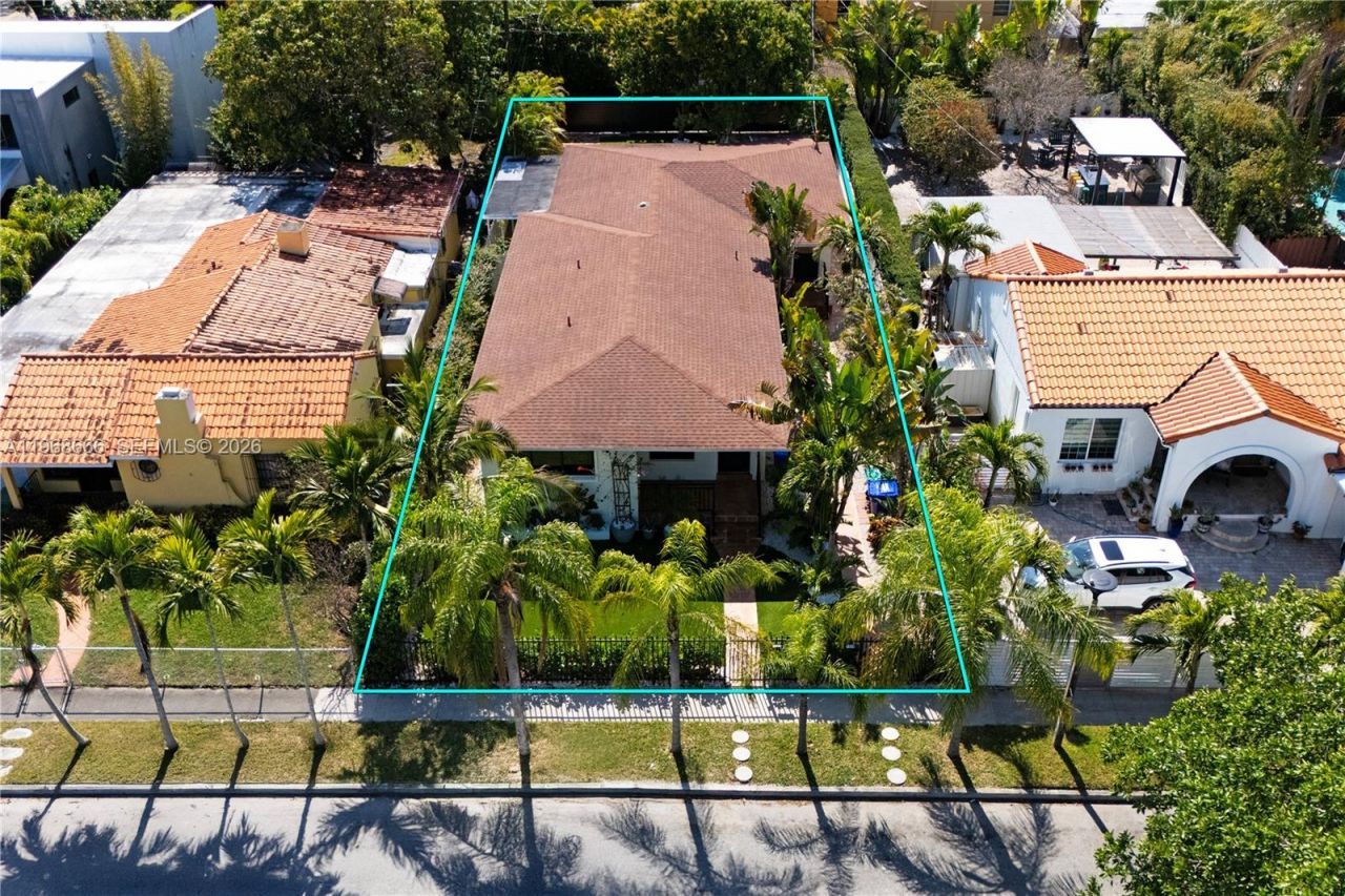 1618 SW 18th St, Unit 1, Miami, FL 33145 Photo