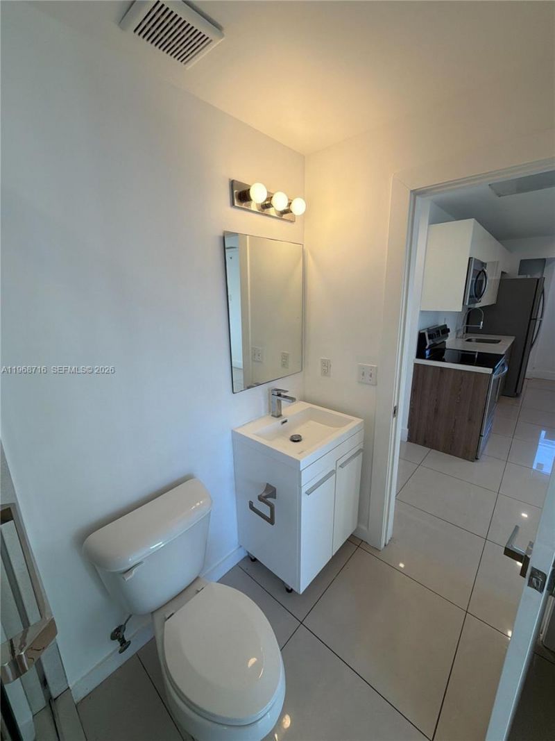 829 SW 18th Ave, Unit 311, Miami, FL 33135 Photo