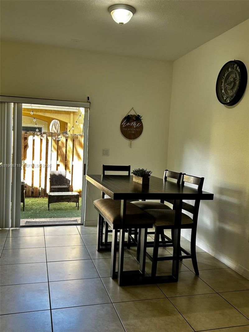 10775 NW 83rd Ter , Unit 2-28, Doral, FL 33178 Photo