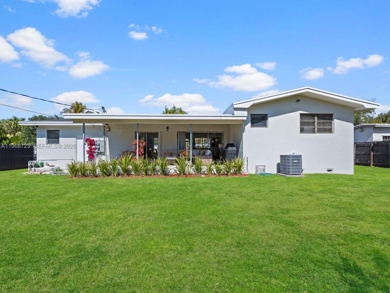 9320 SW 125th Ter, Miami, FL 33176 Photo