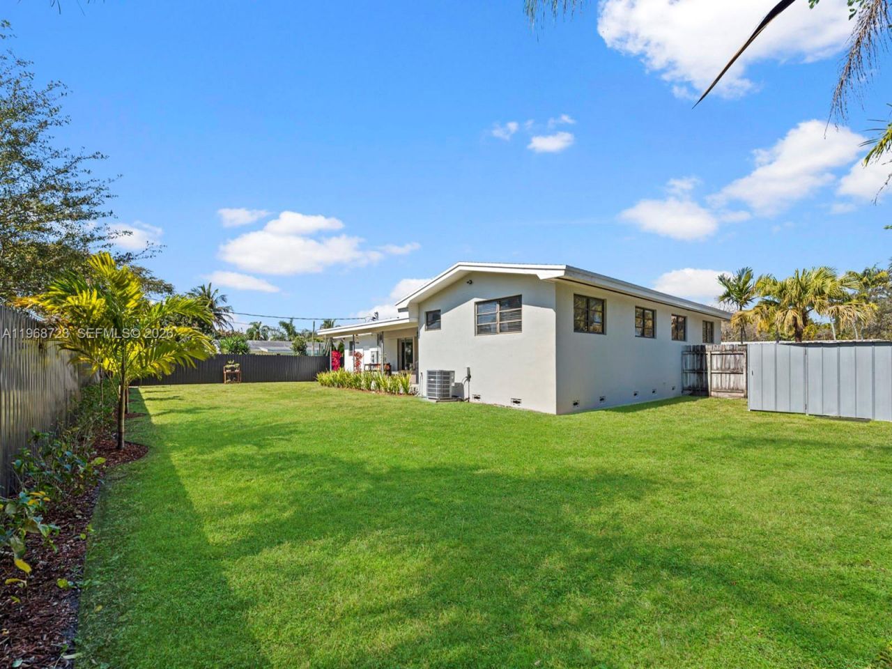 9320 SW 125th Ter, Miami, FL 33176 Photo