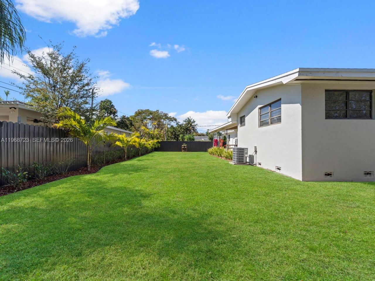 9320 SW 125th Ter, Miami, FL 33176 Photo