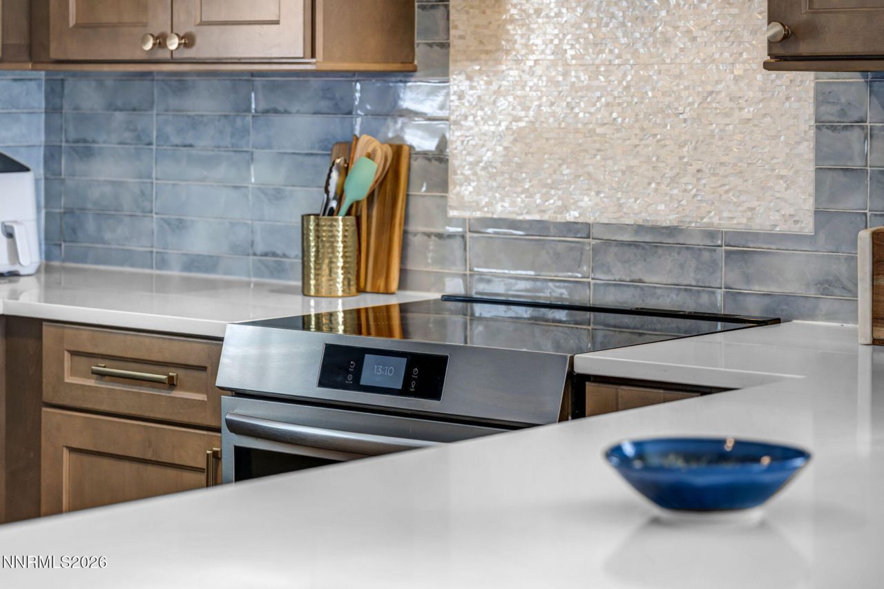 1325 Mary Jo Drive, Gardnerville, NV 89460 Photo