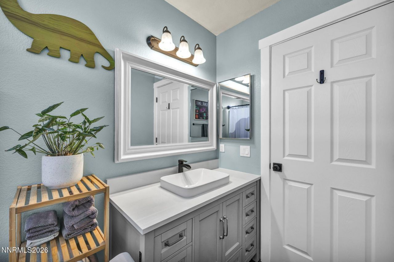 1325 Mary Jo Drive, Gardnerville, NV 89460 Photo